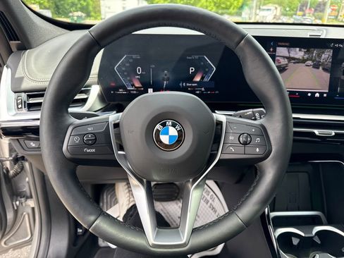 Used 2025 BMW X1 xDrive28i AWD/4WD image 16