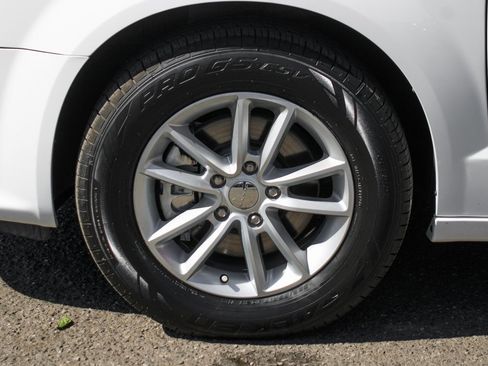 Used 2020 Dodge Grand Caravan SXT image 44