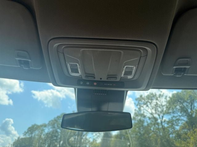 Used 2025 Chevrolet Silverado 1500 W/T RWD image 6