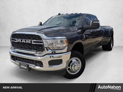 Used 2024 RAM 3500 Tradesman w/ Chrome Appearance Group image 1