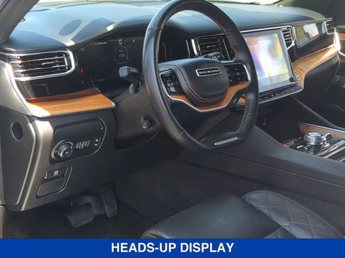 Used 2023 Jeep Grand Wagoneer Series III AWD/4WD image 10