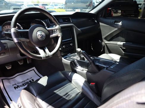 Used 2012 Ford Mustang GT RWD image 12
