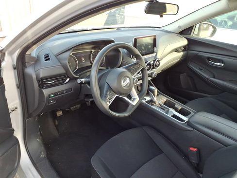 Certified 2023 Nissan Sentra SV FWD image 6