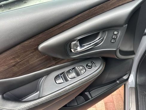 Used 2023 Nissan Murano Platinum w/ Cargo Package FWD image 13