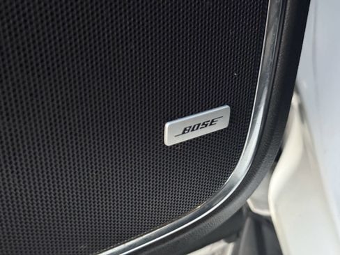 Used 2017 GMC Yukon Denali image 30