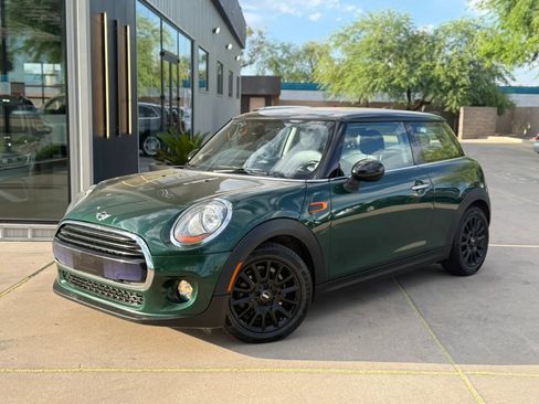 Used 2016 MINI Cooper 2-Door Hardtop image 1