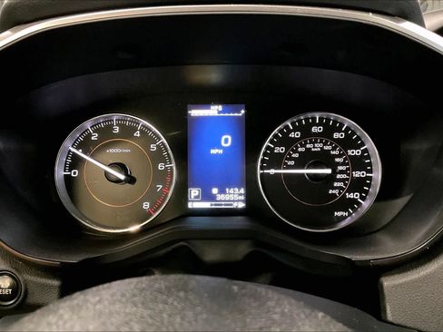 Used 2019 Subaru Crosstrek 2.0i Limited w/ Moonroof Package w/Navigation AWD/4WD image 26
