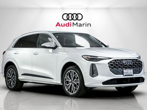 Certified 2025 Audi Q5 Premium Plus w/ Premium Plus image 7