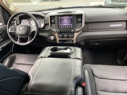 Used 2019 RAM 1500 Laramie AWD/4WD image 7