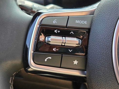 Used 2024 Kia Sorento S w/ Panoramic Sunroof Package FWD image 30