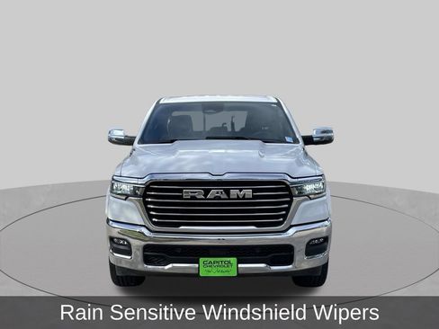 Used 2025 RAM 1500 Laramie AWD/4WD image 7