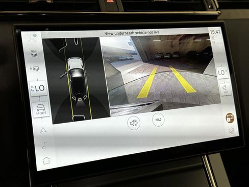 Certified 2025 Land Rover Range Rover Velar Dynamic SE image 18