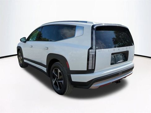 New 2026 Hyundai Ioniq 9 SE image 7
