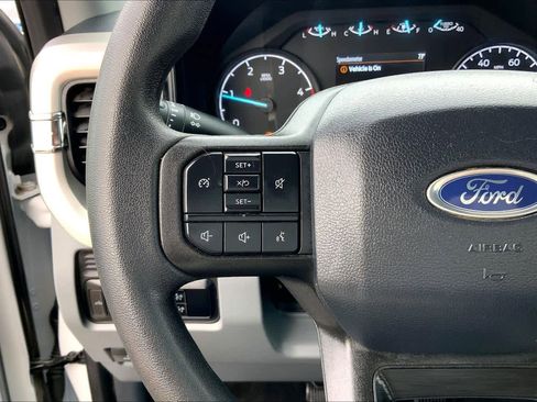 Used 2025 Ford F250 XLT AWD/4WD image 25