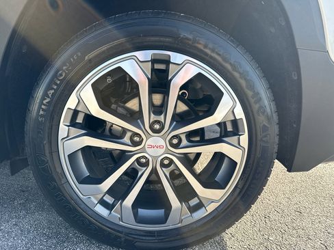 Used 2019 GMC Terrain SLT image 40