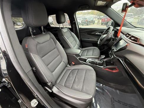 Certified 2023 Chevrolet TrailBlazer RS w/ Convenience Package image 22