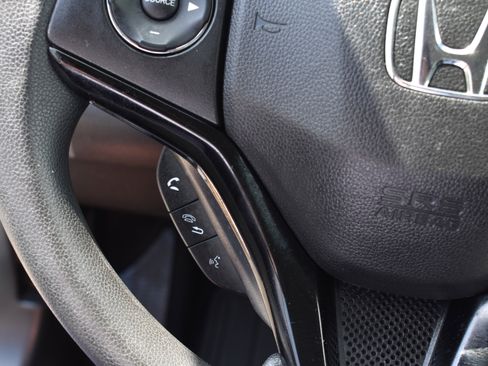 Certified 2018 Honda HR-V LX image 16