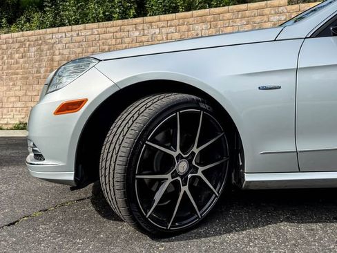 Used 2012 Mercedes-Benz E 350 Sedan image 21