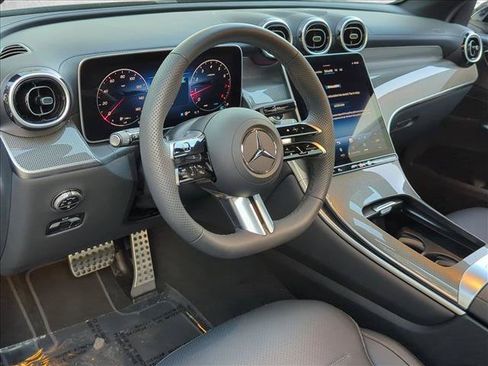 Used 2026 Mercedes-Benz GLC 300 image 10