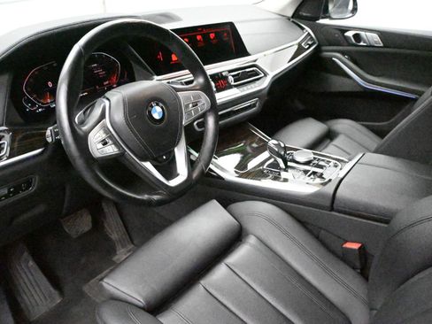 Used 2020 BMW X7 xDrive40i w/ Premium Package image 2