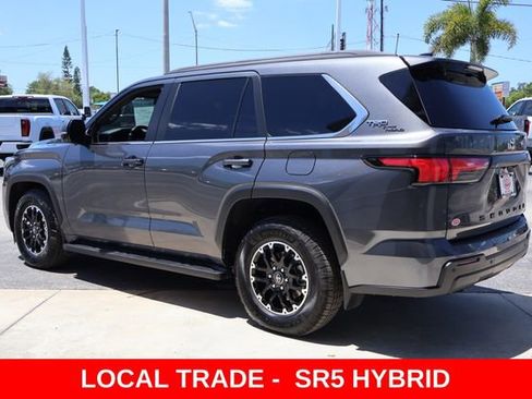 Used 2025 Toyota Sequoia SR5 w/ SR5 Premium Package AWD/4WD image 6