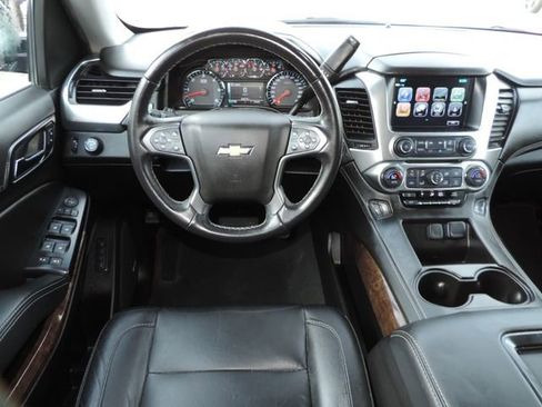 Used 2020 Chevrolet Tahoe LT w/ Luxury Package image 25