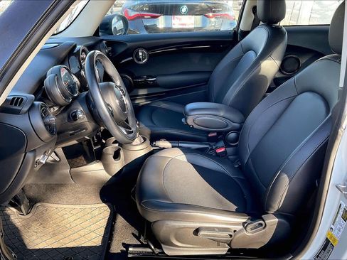 Used 2020 MINI Cooper 2-Door Hardtop image 26