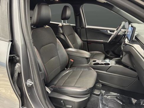 Used 2023 Ford Escape ST-Line Select image 29