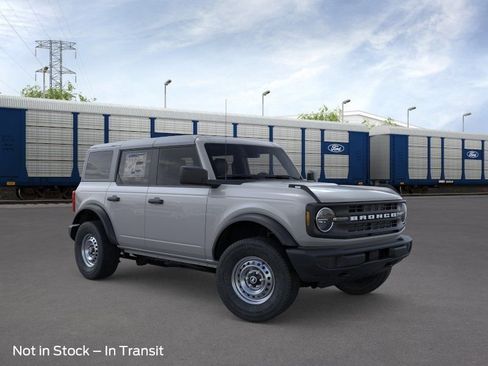 New 2026 Ford Bronco 4-Door AWD/4WD image 9