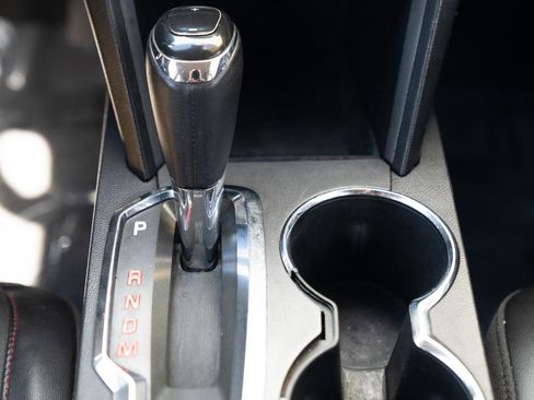 Used 2016 GMC Terrain SLT image 29