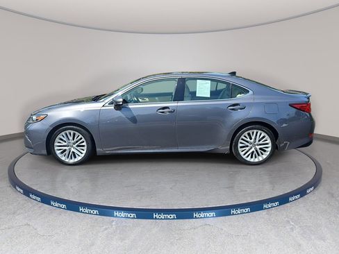 Used 2016 Lexus ES 350 w/ Luxury Package w/Wood Trim FWD image 6