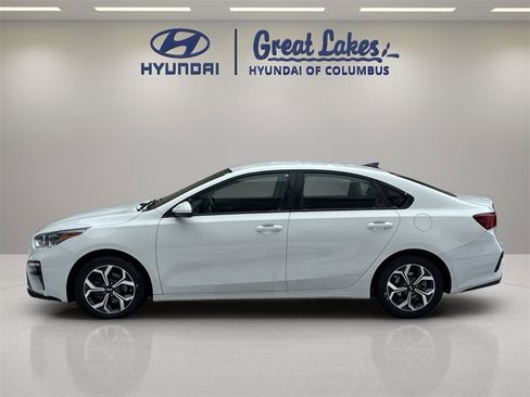 Used 2020 Kia Forte LXS image 2