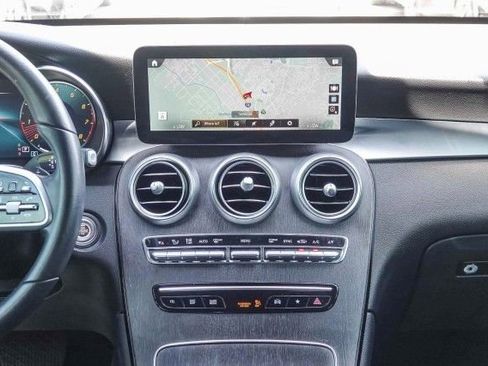 Used 2022 Mercedes-Benz GLC 300 image 13