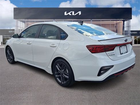 Used 2021 Kia Forte GT-Line w/ GT-Line Premium Package image 4