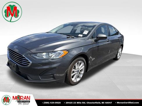 Used 2020 Ford Fusion SE FWD image 1