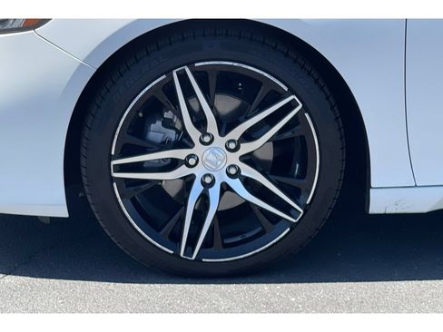 Certified 2022 Honda Accord Touring image 44