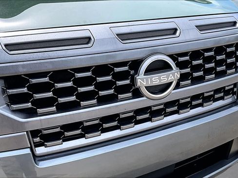 Certified 2025 Nissan Frontier SV RWD image 30