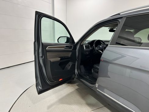 Used 2021 Volkswagen Atlas SEL AWD/4WD image 24