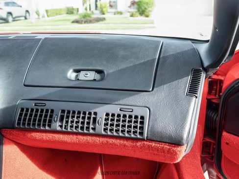 Used 1992 Chevrolet Corvette Coupe RWD image 35