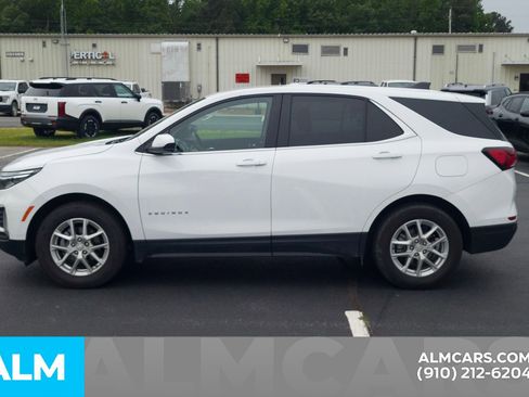 Used 2024 Chevrolet Equinox LT FWD image 12