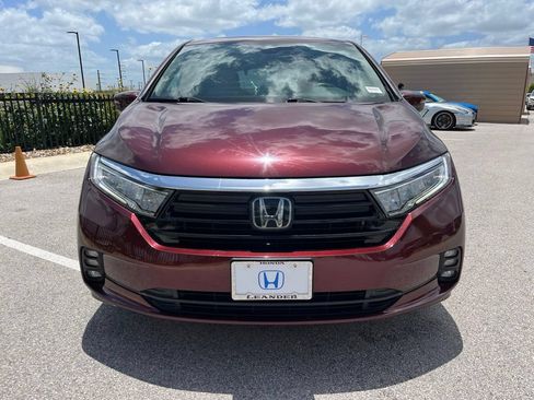 Used 2021 Honda Odyssey EX image 2