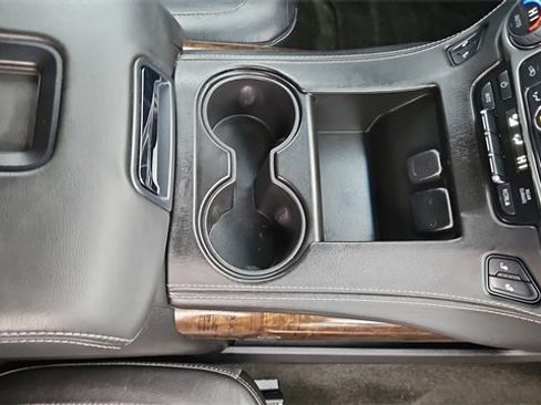 Used 2015 Chevrolet Tahoe LT image 14