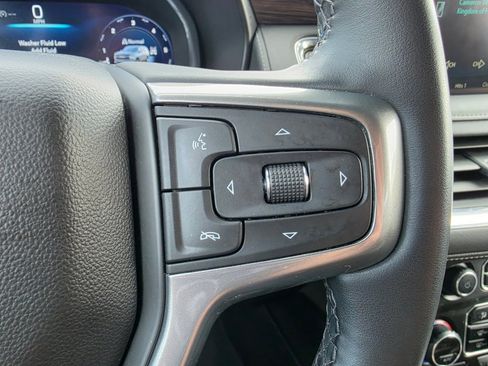 Used 2024 Chevrolet Tahoe Z71 AWD/4WD image 16