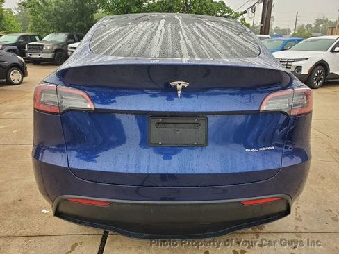 Used 2023 Tesla Model Y Long Range image 8