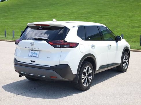 Used 2021 Nissan Rogue SV FWD image 6