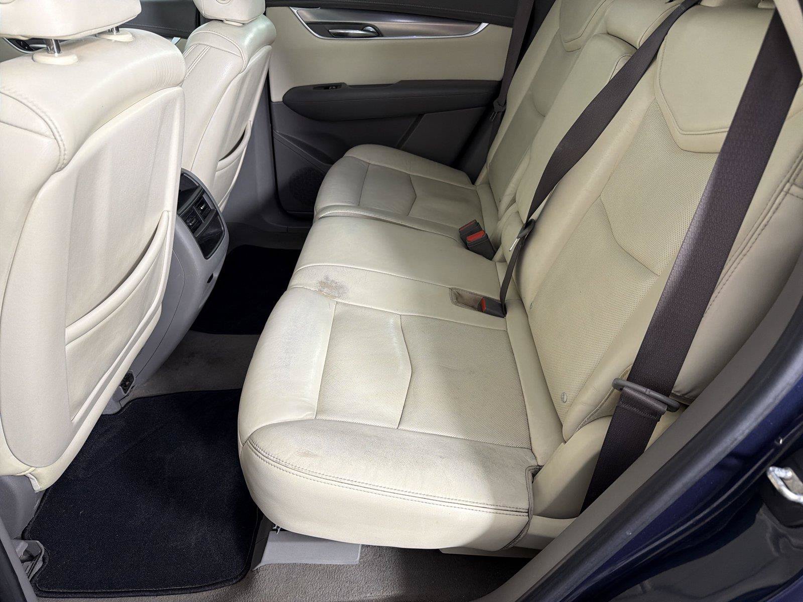 Used 2017 Cadillac XT5 Luxury FWD image 19