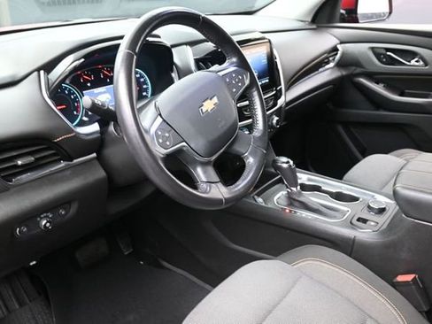 Used 2020 Chevrolet Traverse LT FWD image 14