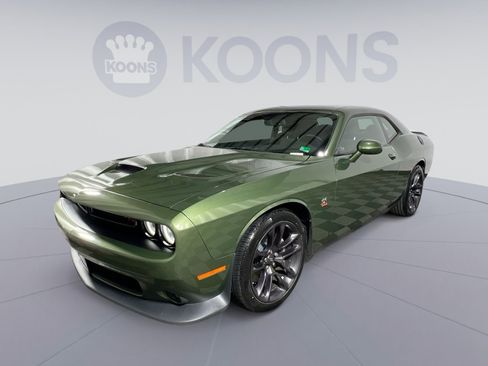 Used 2020 Dodge Challenger R/T Scat Pack image 1