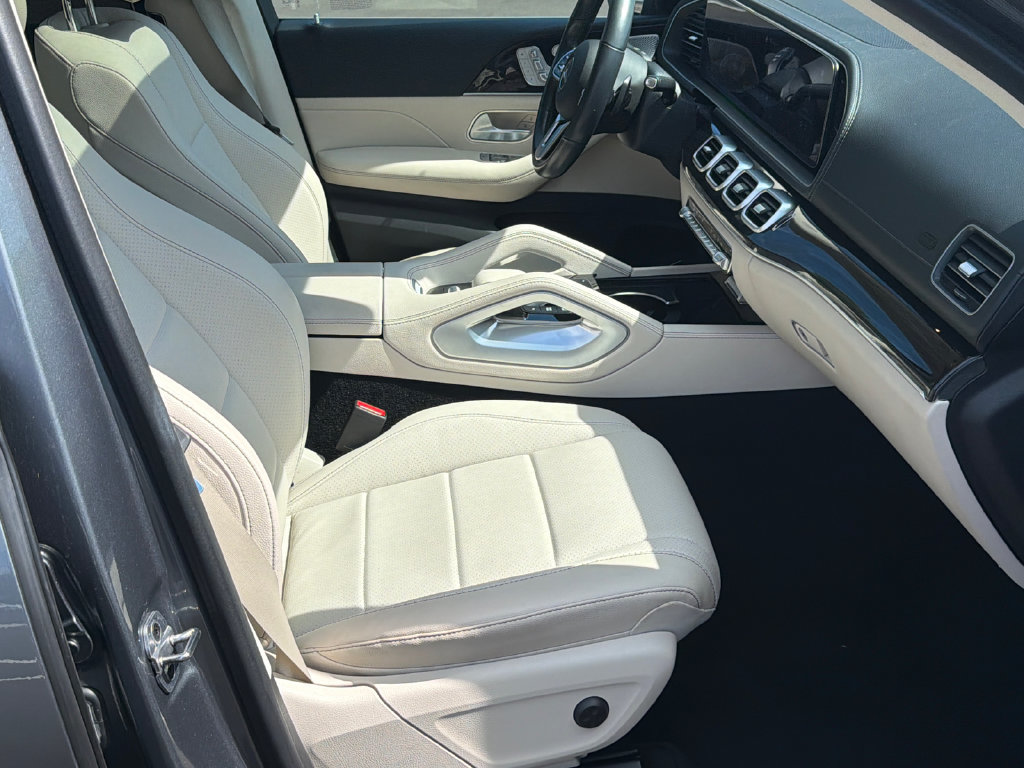 Used 2022 Mercedes-Benz GLS 450 4MATIC image 14