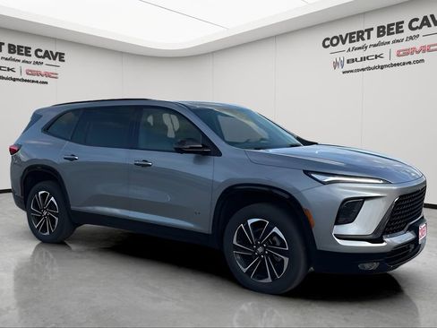 New 2026 Buick Enclave Sport Touring w/ LPO, Floor Liner Package image 12